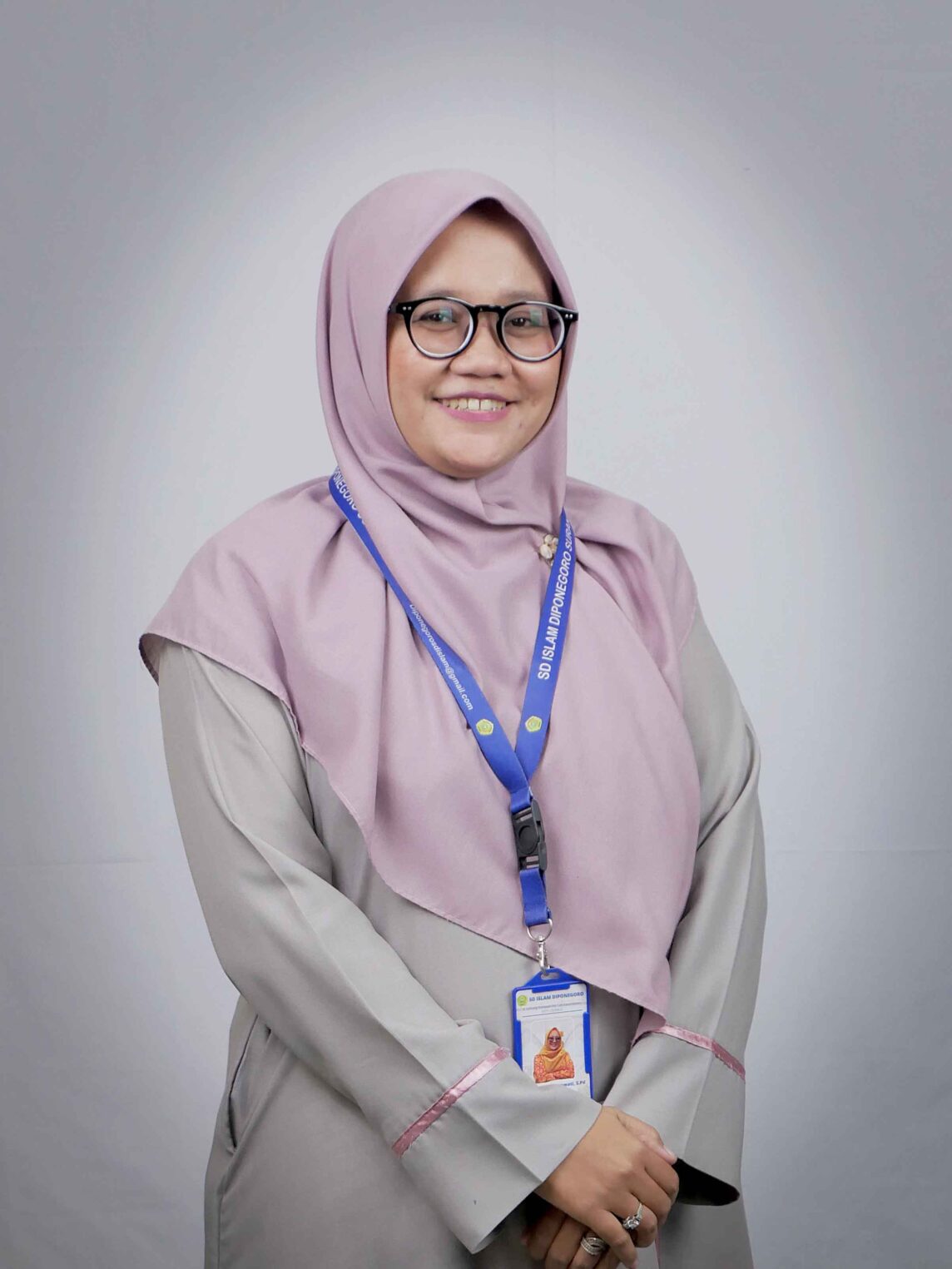 Annisa Dewi Setyowati, S.Pd