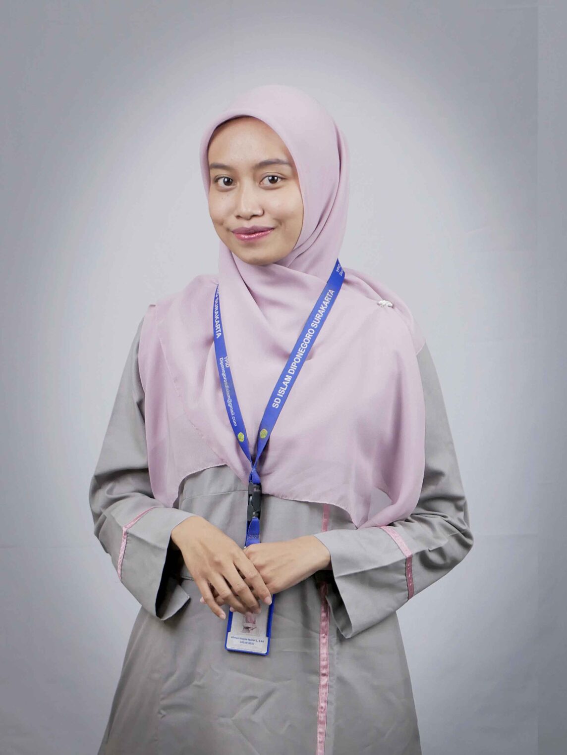 Almas Husna Nurul L, S.Pd